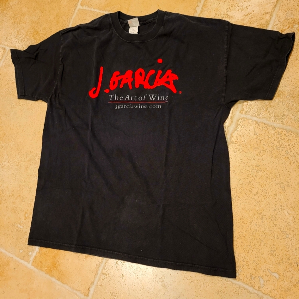J. Garcia Art of Wine Label Artwork Competition T Shirt. - Picture 2 of 4